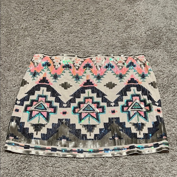 Express Multicolor Sequin Geometric Mini Skirt - Picture 3 of 5